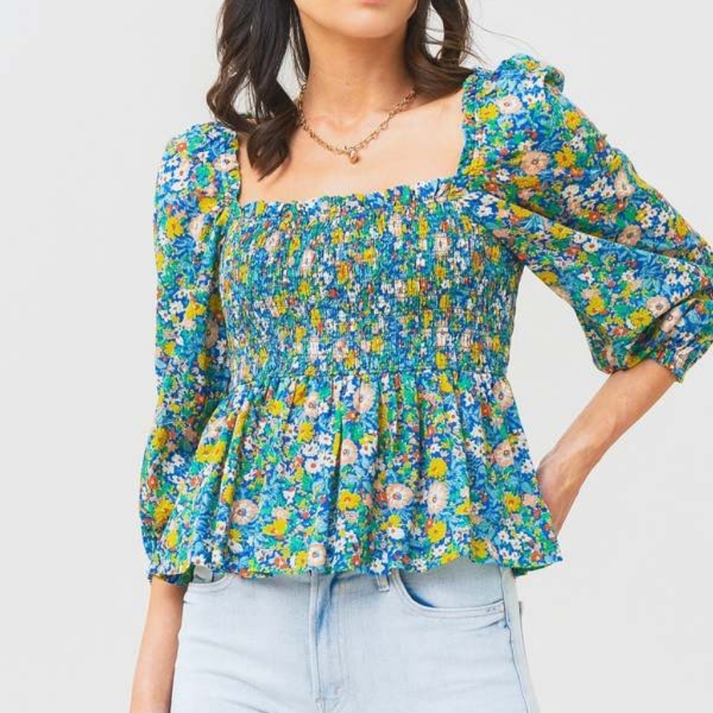 TROVATA Blue Floral Smocked Square-Neck Peasant Summer Fields Print Blouse